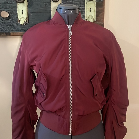 H&M Divided Burgundy Bomber Jacket Size 4 - Picture 4 of 16